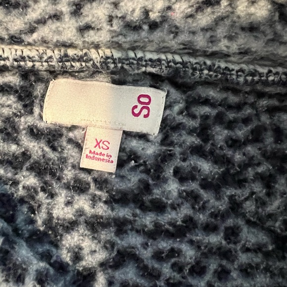 Fleece pullover - Picture 3 of 3